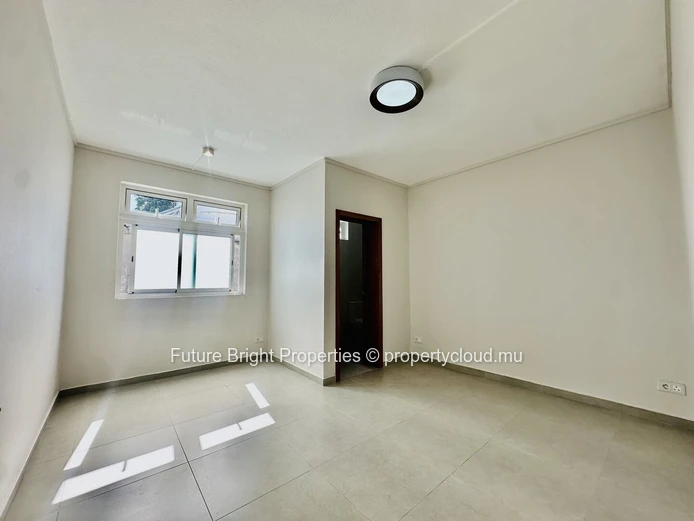 Modern & Secure Family Home For Sale In Rose Hill – Ideal For Extended Living