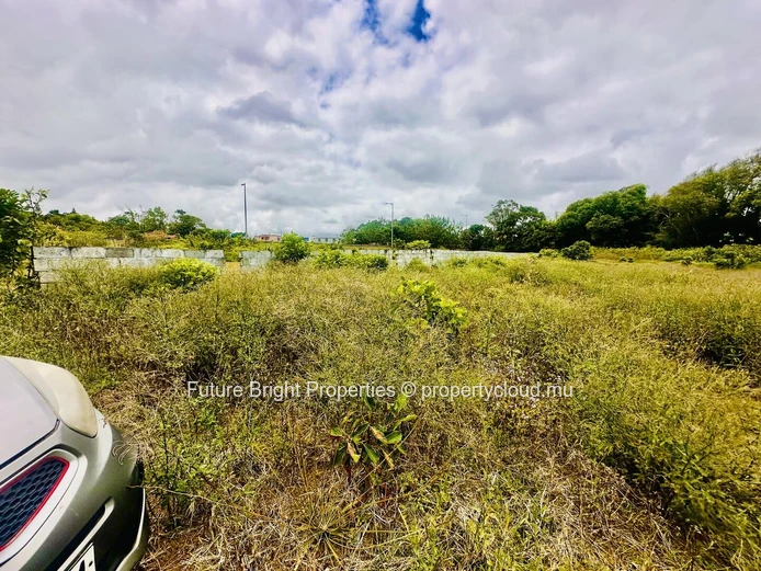 3,250M² Of Agricultural Land In Valetta – Convenient Location & Great Potential