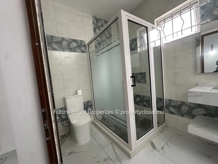 4-Bedroom Duplex for sale in Plaine Magnien