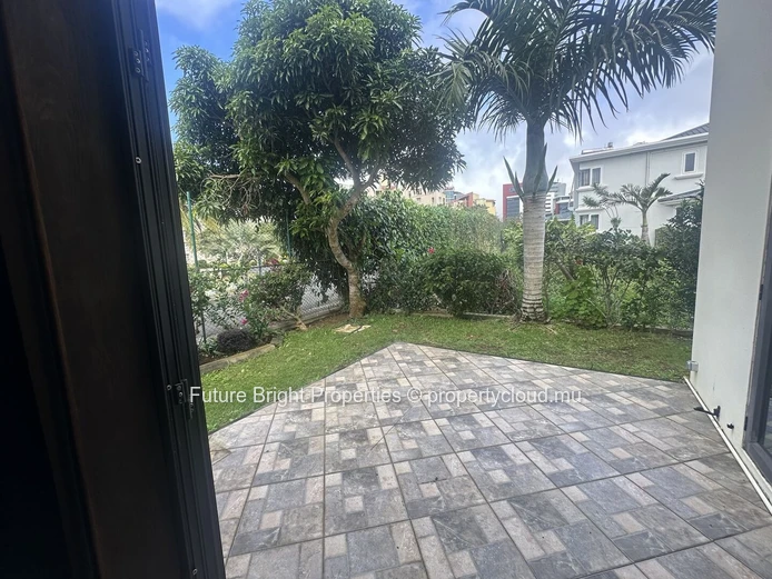 Furnished 3-Bedroom House on ground floor for Rent in Ebène Au Bout Du Monde
