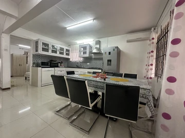 Townhouse, Duplex de 3 Chambres
