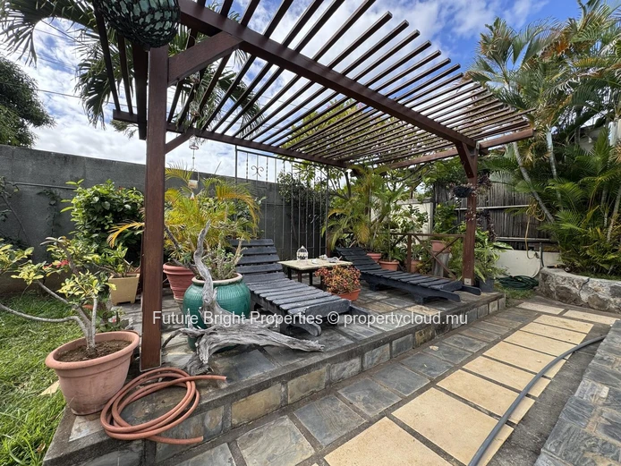 Charming House for sale in Tamarin (Sole Mandate)