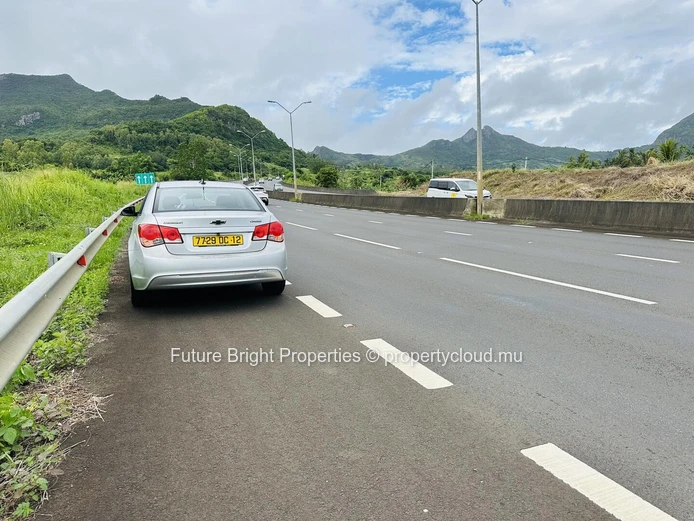 Exceptional Investment Opportunity – Prime Land for Sale on Verdun Main Road
