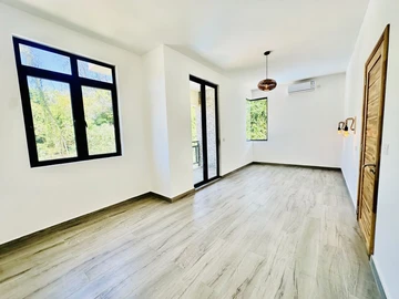 3 Bedroom Townhouse, Duplex