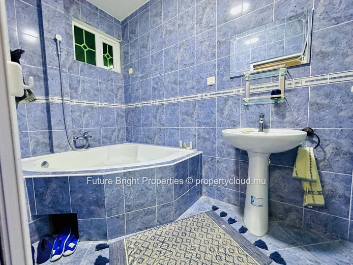 Coastal Elegance Just Steps from Flic en Flac Beach