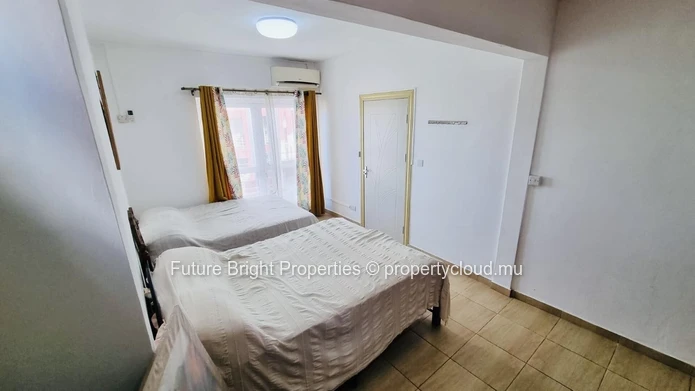 Charming 2-Bedroom Penthouse for Rent in the North of the Island