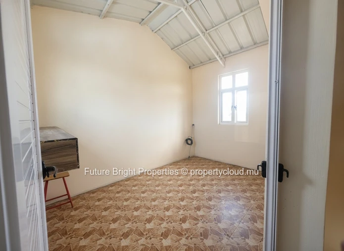 5 - Bedroom House for Sale in Poudre d'Or Hamlet