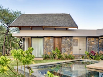 5 Bedroom Villa