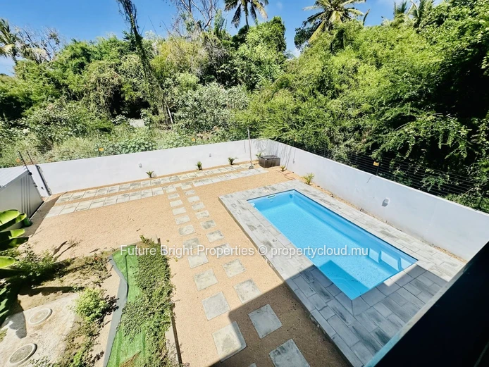 Brand-New Luxury Duplex For Sale In Grand Gaube – Private Pool, Smart Home & Beach Proximity