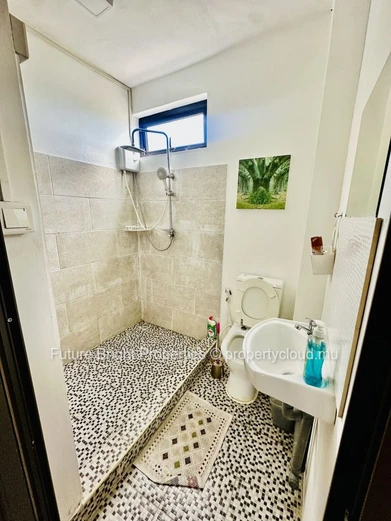 Beautiful Fully Furnished Home With Sea & Le Morne Views – La Gaulette