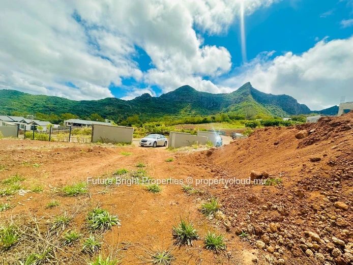  For Sale: Prime Plot in Moka Smart City – An Exclusive Opportunity