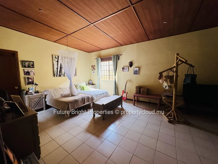 Charming House for sale in Tamarin (Sole Mandate)
