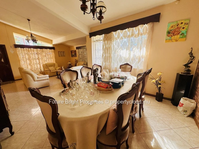 Classic Elegance Meets Comfort: Stunning Traditional Residence
