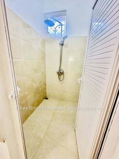 Spacious Renovated Family Home For Sale – Coromandel