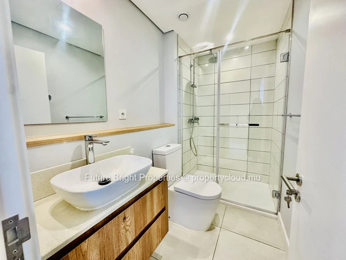 Modern & Stylish Apartment for Rent at The Grove, Cascavelle A Peaceful Haven with Spectacular Ocean & Mountain Views