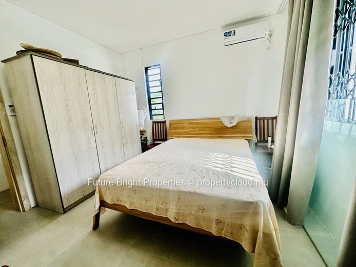 Elegant Family Home For Rent In Rose Hill – Spacious Green Garden & Prime Location