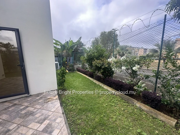 Furnished 3-Bedroom House on ground floor for Rent in Ebène Au Bout Du Monde