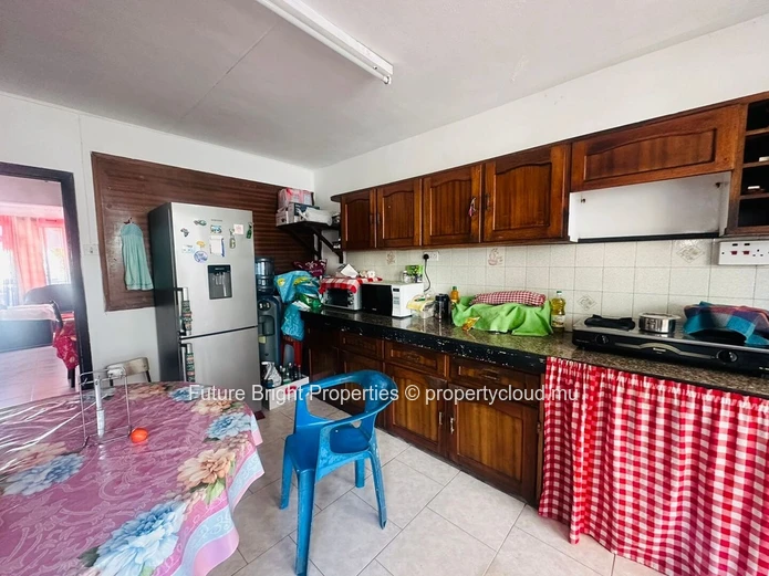 For Sale: Spacious Ground + 2 House - Perfect for Renovation and Customization!