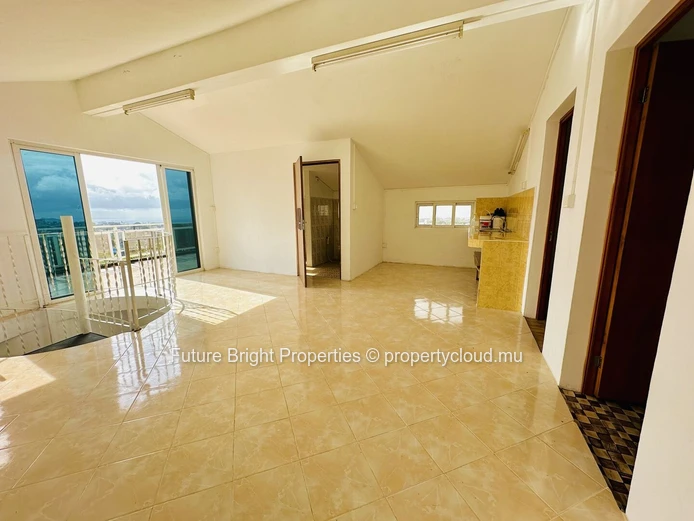 For Sale: 3-Storey House with 6 Bedrooms, Ideal for Investment