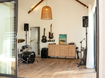 5 Bedroom Villa
