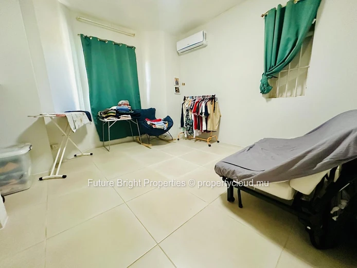 Spacious Family Home in a Peaceful Morcellement – Just Minutes from Jumbo Riche Terre!