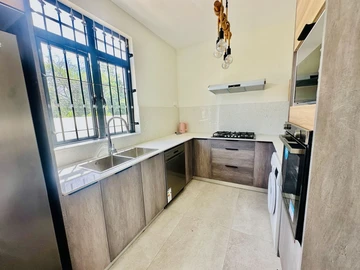 3 Bedroom Townhouse, Duplex