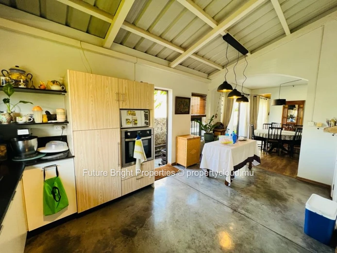 House for sale in a gated residence!