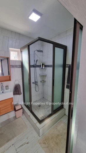 Charming 2-Bedroom Penthouse for Rent in the North of the Island