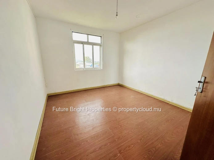 For Sale: 3-Storey House with 6 Bedrooms, Ideal for Investment