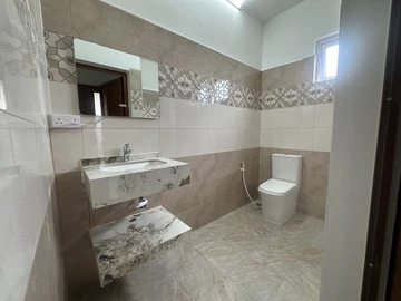 4 Bedroom Townhouse, Duplex