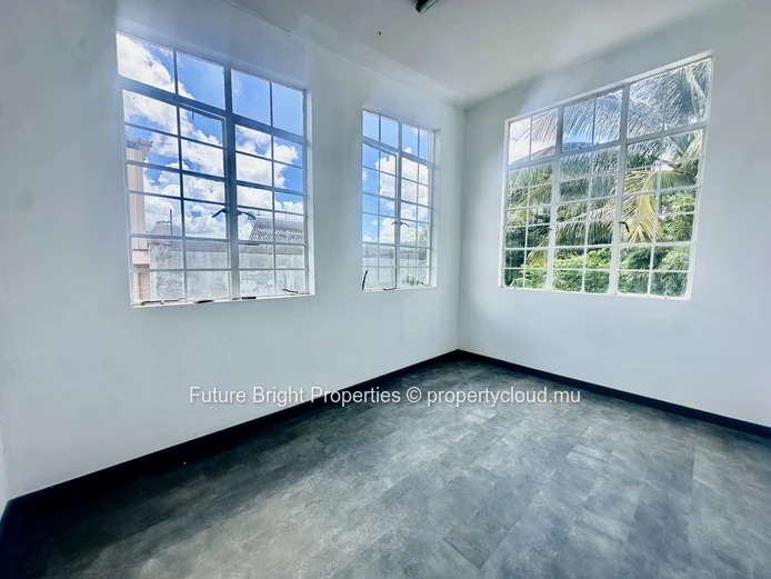 Spacious Renovated Family Home For Sale – Coromandel